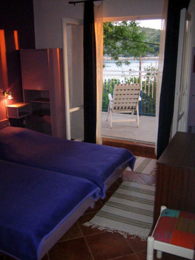 Apartments Mediterraneo คาปริเย ภายนอก รูปภาพ